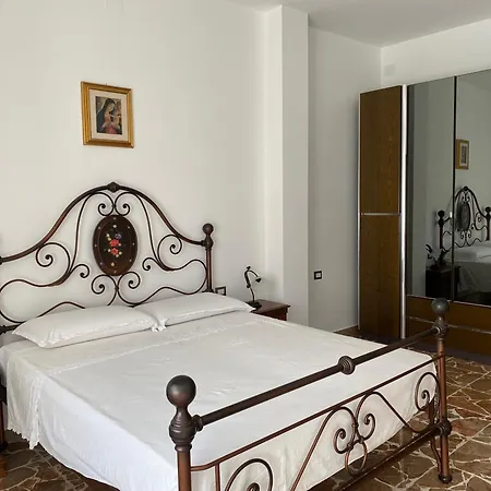 Holidays House Apartment *